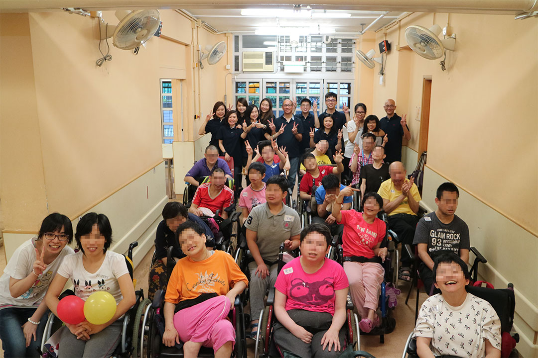 探訪香港耀能協(xié)會殘障人士